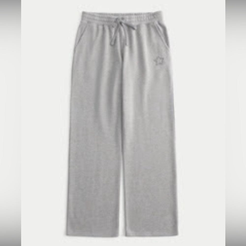 Hollister Women’s Sweatpants - Gray - EUC/LN - Star Detail Size Medium Long